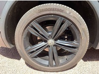 Bild 9: VW Tiguan Allspace 2.0 TDI SCR R-Line DSG Bild 9: VW Tiguan Allspace 2.0 TDI SCR R-Line DSG