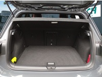 Bild 6: VW Golf VIII 2.0 TSI GTI DSG