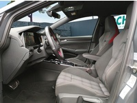 Bild 7: VW Golf VIII 2.0 TSI GTI DSG