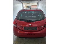 Bild 2: Peugeot 208 1.2 PureTech Allure S/S