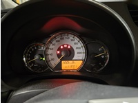 Bild 6: Toyota Yaris 1.33 VVT-i Sol Bild 6: Toyota Yaris 1.33 VVT-i Sol