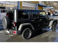 Bild 3: Jeep Wrangler 3.8 V6 Sahara Unlimited Bild 3: Jeep Wrangler 3.8 V6 Sahara Unlimited