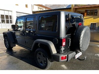 Bild 4: Jeep Wrangler 3.8 V6 Sahara Unlimited Bild 4: Jeep Wrangler 3.8 V6 Sahara Unlimited