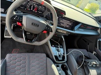 Bild 5: Audi RS3 Sportback 2.5 TFSI quattro S-Tronic Bild 5: Audi RS3 Sportback 2.5 TFSI quattro S-Tronic