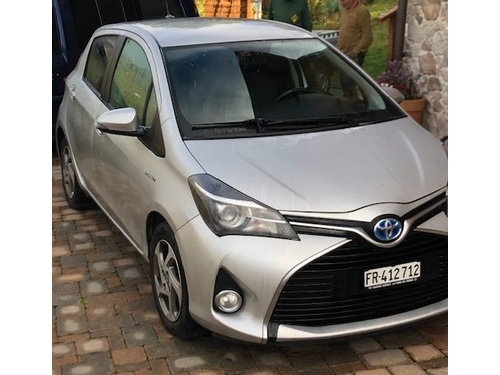 Toyota Yaris 1.5 VVT-i HSD Trend