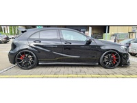 Bild 2: Mercedes-Benz A-Klasse W176 A 45 AMG 4m Bild 2: Mercedes-Benz A-Klasse W176 A 45 AMG 4m