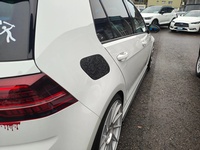 Bild 5: VW Golf VII 2.0 TSI R DSG 4motion Bild 5: VW Golf VII 2.0 TSI R DSG 4motion