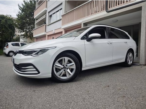 VW Golf VIII Variant 1.0 eTSI Life DSG