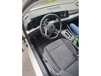 Bild 5: VW Golf VIII Variant 1.0 eTSI Life DSG