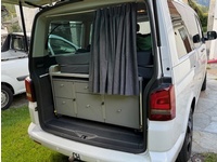 Bild 6: VW T5 Multivan 2.0 TDI 140 Family 4motion Bild 6: VW T5 Multivan 2.0 TDI 140 Family 4motion