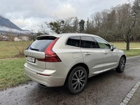 Bild 2: Volvo XC60 2.0 B4 MH Inscription AWD