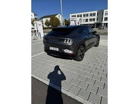 Bild 2: Ford Mustang Mach-E Premium AWD