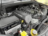 Bild 8: Jeep Grand Cherokee 6.4 V8 HEMI SRT8