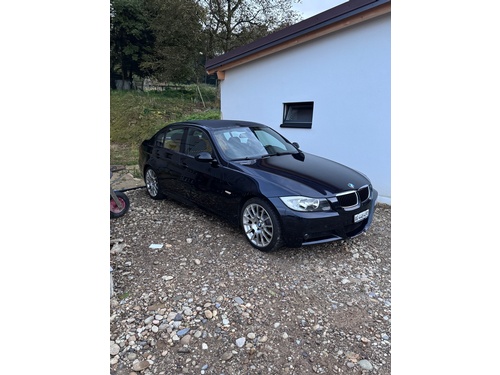 BMW 3er Reihe E90 320si