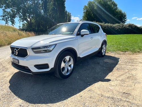 Volvo XC40 2.0 D4 Momentum AWD