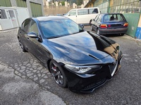 Bild 2: Alfa Romeo Giulia 2.2 D Q4 210 Veloce