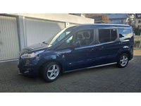 Bild 3: Ford Tourneo Grand Connect 1.5 TDCi 120 Titanium
