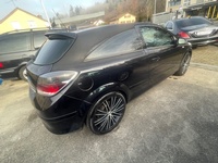 Bild 3: Opel Astra GTC 1.8i 16V 140 Cosmo