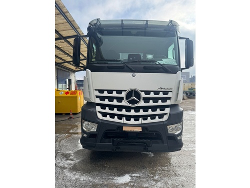 Mercedes-Benz Arocs 4451