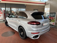 Bild 2: Porsche Cayenne 3.6 V6 GTS TipT