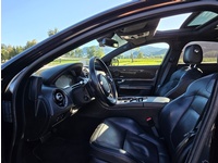 Bild 4: Jaguar XJ 3.0 V6 D Portfolio