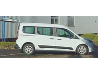 Bild 3: Ford Tourneo Grand Connect 1.5 EcoBlue 120 Trend Bild 3: Ford Tourneo Grand Connect 1.5 EcoBlue 120 Trend