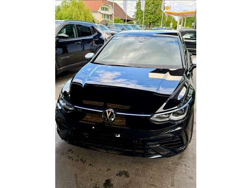 VW Golf VIII 2.0 TSI R DSG 4motion