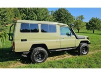 Bild 3: Toyota Land Cruiser 400 Hdt Long 4.2D