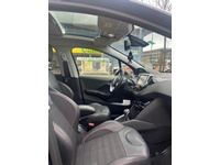 Bild 2: Peugeot 208 1.2 PureTech GT Line S/S