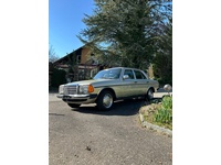 Bild 3: Mercedes-Benz W123 230 E