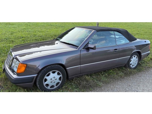 Mercedes-Benz A124 Cabriolet 300 CE-24