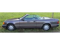 Bild 3: Mercedes-Benz A124 Cabriolet 300 CE-24 Bild 3: Mercedes-Benz A124 Cabriolet 300 CE-24