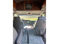 Bild 3: Chevrolet Starcraft 5.7 V8 Ausbau mit massiv Nussbaumholz Bild 3: Chevrolet Starcraft 5.7 V8 Ausbau mit massiv Nussbaumholz