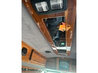 Bild 6: Chevrolet Starcraft 5.7 V8 Ausbau mit massiv Nussbaumholz Bild 6: Chevrolet Starcraft 5.7 V8 Ausbau mit massiv Nussbaumholz