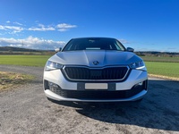 Bild 2: Skoda Scala 1.0 TSI 110 Ambition Bild 2: Skoda Scala 1.0 TSI 110 Ambition