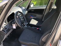 Bild 5: Suzuki SX4 2.0 TD GL Top 4WD