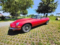 Bild 2: Jaguar E-Type V12