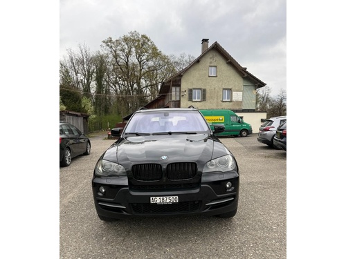 BMW X5 E70 4.8i
