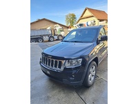 Bild 3: Jeep Grand Cherokee 3.0 CRD Laredo