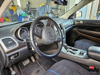 Bild 8: Jeep Grand Cherokee 3.0 CRD Laredo