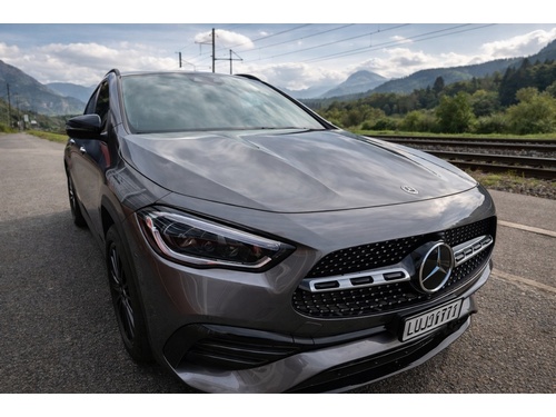 Mercedes-Benz GLA-Klasse H247 GLA 250 e AMG Line