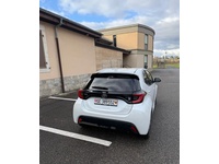 Bild 2: Toyota Yaris 1.5 VVT-i HSD Premium