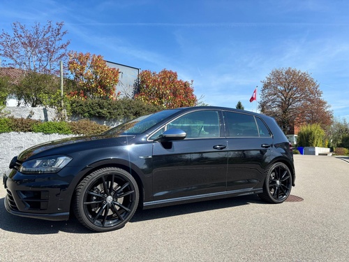 VW Golf VII 2.0 TSI R DSG 4motion VW Golf VII 2.0 TSI R DSG 4motion
