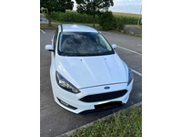 Bild 2: Ford Focus Station Wagon 1.0i EcoB 125 Carving Bild 2: Ford Focus Station Wagon 1.0i EcoB 125 Carving