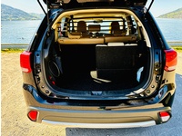 Bild 6: Mitsubishi Outlander 2.2 DID Diamond Bild 6: Mitsubishi Outlander 2.2 DID Diamond