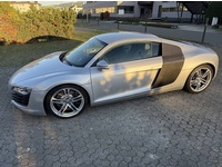Bild 2: Audi R8 Coupé 4.2 FSI V8 quattro R-Tronic Bild 2: Audi R8 Coupé 4.2 FSI V8 quattro R-Tronic