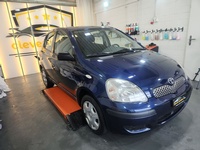 Bild 2: Toyota Yaris 1.0 16V Linea Luna