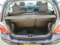 Bild 9: Toyota Yaris 1.0 16V Linea Luna