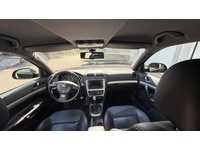 Bild 7: Skoda Octavia Combi 2.0 TFSI 200 RS