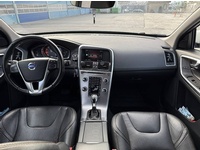 Bild 3: Volvo XC60 2.0 T6 Summum AWD S/S